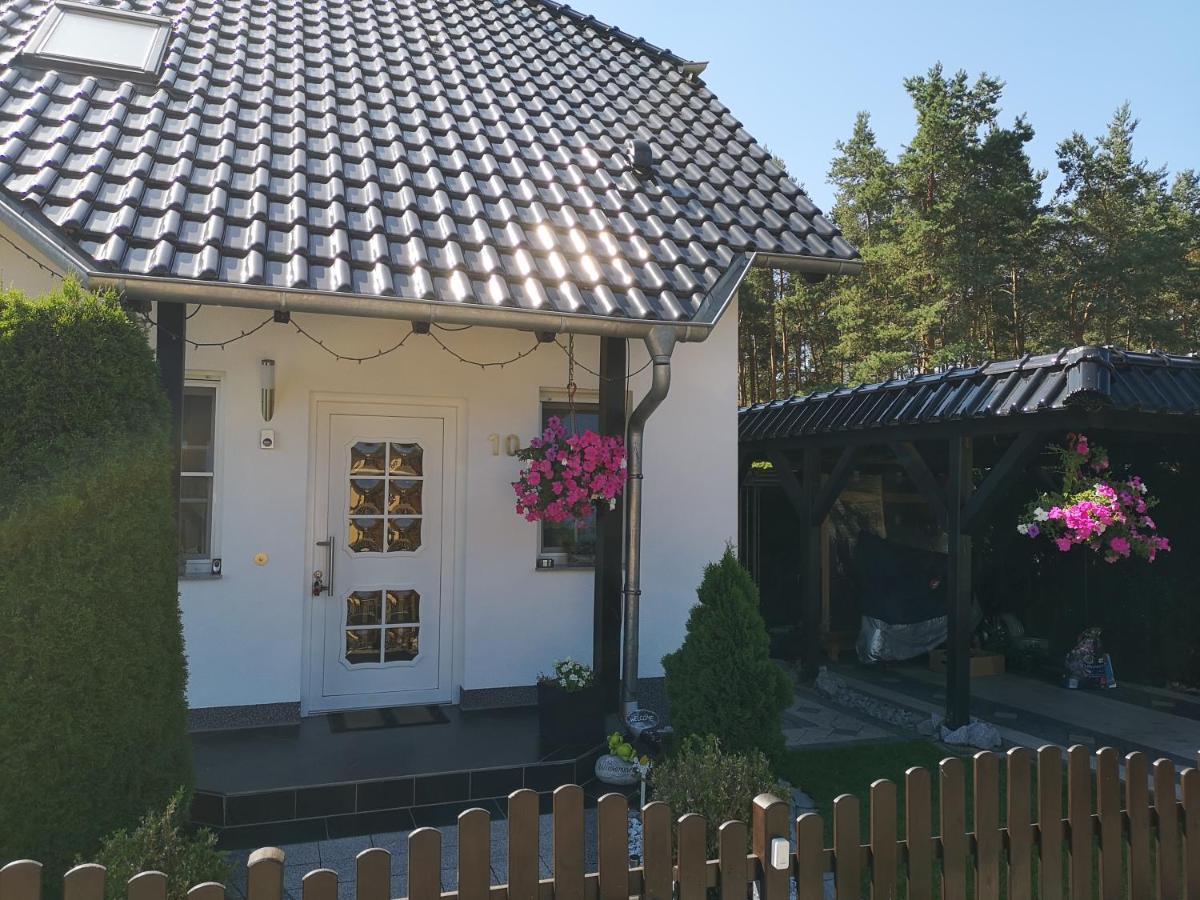 Gaestezimmer Im Bewohnten Efh Mit Pool Und Garten Ziltendorf Exteriör bild